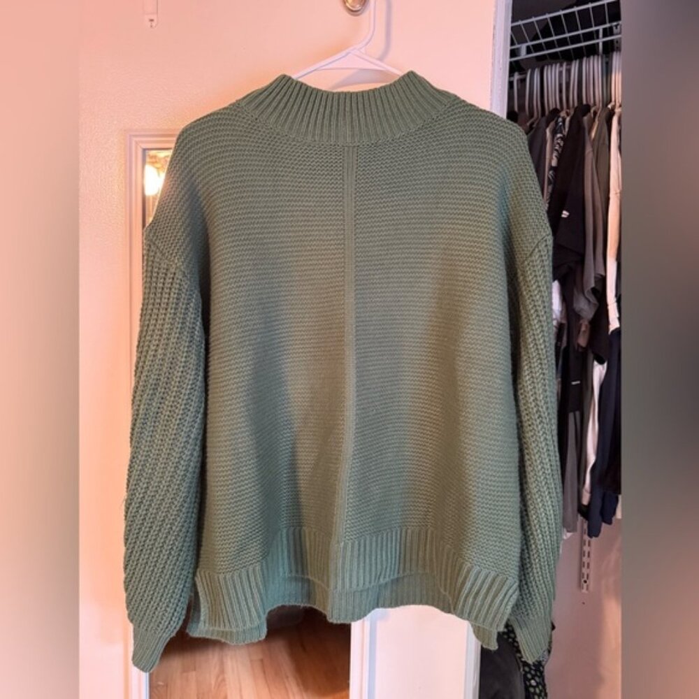 Magnolia Boutique Green Sweater